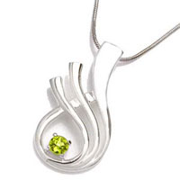 Vedhæng med Peridot - 29mm Uden Kæde i Grøn